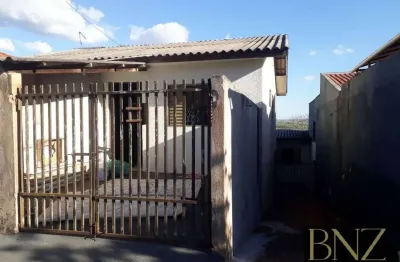 Casa com 2 quartos à venda no Jardim Coroados, Arapongas 