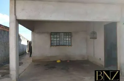 Casa com 3 quartos à venda no Jardim Interlagos, Arapongas 