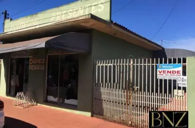 Casa com 2 quartos à venda no Jardim Primavera, Arapongas 