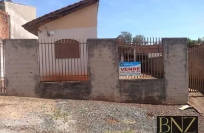 Casa com 2 quartos à venda no Conjunto Centauro, Arapongas 