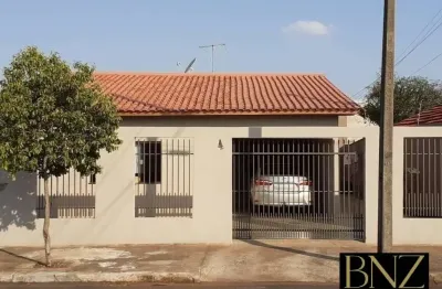 Casa com 2 quartos à venda no Jardim Aeroporto, Arapongas 