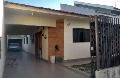 Casa com 2 quartos à venda na Rua Rio Congoinhas, 1829, Parque Residencial Tuiuti, Maringá