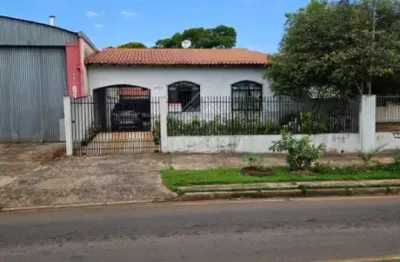 Casa com 3 quartos à venda na Rua Castro Alves, 921, Zona 06, Maringá