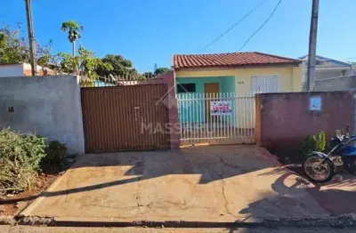 Residencia localizada em bairro em franco crescimento em sarandi