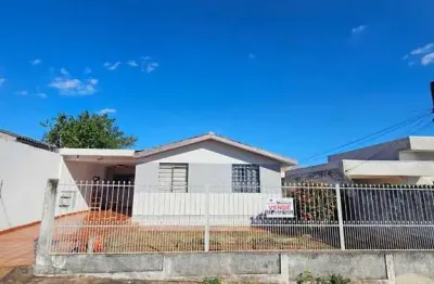 Venda - residência no conjunto habitacional karina	em maringá