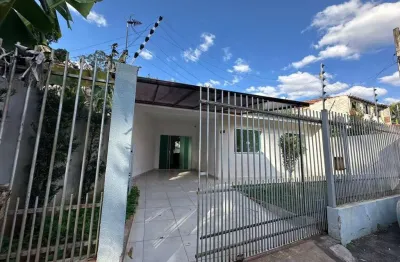 Casa com 3 quartos à venda na Rua Alencar de Oliveira Paiva, 102, Vila Esperança, Maringá