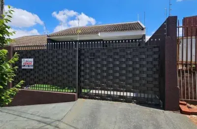 Casa com 2 quartos à venda na Rua Pioneiro Joaquim de Oliveira Freitas, 306B, Parque Tarumã, Maringá