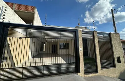 Casa com 3 quartos para alugar na Rua João Vivan, 335, Jardim Oriental, Maringá