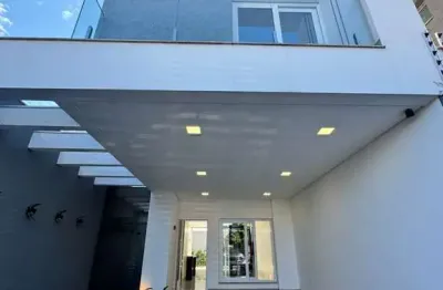 Casa com 3 quartos à venda na Rua Décio Ormerod Nazário, 238, Jardim Paris VI, Maringá