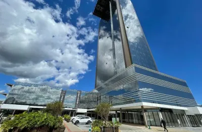 Locação - Sala Comercial em Centro Médico no Jardim Italia em Maringá