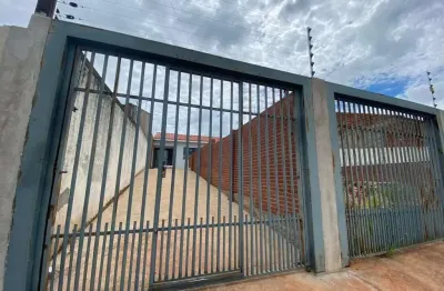 Casa com 3 quartos para alugar na Rua Pioneiro Cezare Mochi, 679, Jardim Paraíso, Maringá