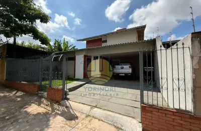 Sobrado, Jardim Santo Antônio, 330m², 4 quartos, 1 suíte, 4 vagas, Londrina, Pr