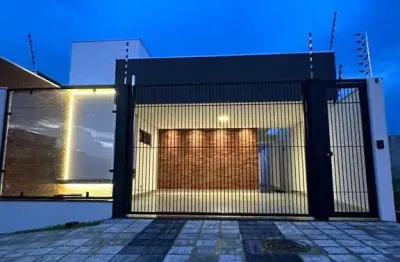 Casa com 3 quartos à venda na Rua Pioneiro Jones Sales Pontes, Jardim Munique, Maringá, 127 m2 por R$ 950.000