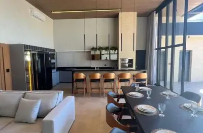 Casa com 4 quartos à venda na Casa No Condomínio Mirante do Rio Paraná, Centro, Porto Rico, 258 m2 por R$ 2.600.000