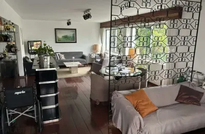 Apartamento com 3 quartos à venda na Rua Balthazar da Veiga, 161, Vila Nova Conceição, São Paulo por R$ 4.300.000