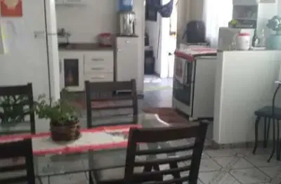 Casa com 4 quartos à venda na Rua Jaime Rodrigues, 210, Jardim Sabará, São Paulo por R$ 876.000