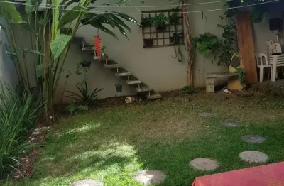Casa com 3 quartos à venda na Rua Diogo Rodrigues Marques, 80, Campo Grande, São Paulo por R$ 1.400.000