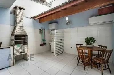 Casa com 3 quartos à venda na Rua José Rodrigues Nunes, 54, Vila Marari, São Paulo por R$ 849.000