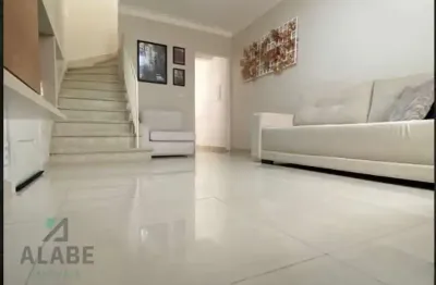 Casa com 3 quartos à venda na Rua Benjamim Lima, 79, Vila Babilônia, São Paulo por R$ 748.000