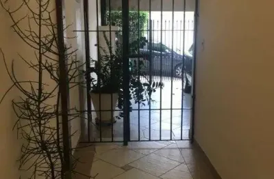 Casa com 3 quartos à venda na Rua Santo Alberto, 563, Vila São Pedro, São Paulo por R$ 979.000