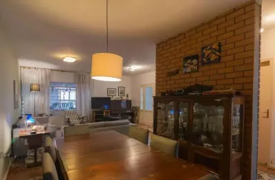 Casa com 3 quartos à venda na Rua Joaquim Lima de Moraes, 53, Brooklin, São Paulo por R$ 1.500.000