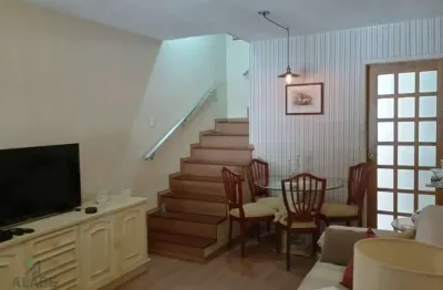 Casa com 2 quartos à venda na Rua Rosa Pessoa, 95, Jardim Itapeva, São Paulo por R$ 700.000