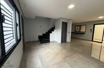 Casa com 3 quartos à venda na Rua Conde Luiz Zunta, 346, Jardim Santa Cruz (Campo Grande), São Paulo por R$ 640.000