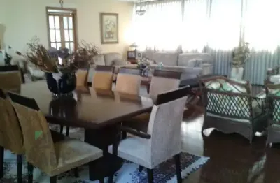 Apartamento com 4 quartos à venda na Avenida Chibarás, 744, Moema, São Paulo por R$ 2.700.000