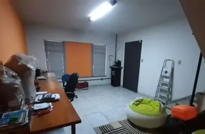Casa com 3 quartos à venda na Rua Boavas, 81, Brooklin, São Paulo por R$ 800.000