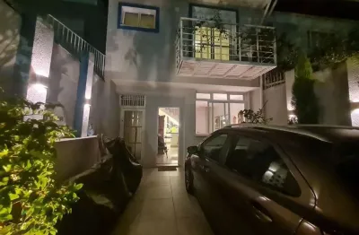 Casa com 3 quartos à venda na Rua Payaguas, 197, Campo Belo, São Paulo por R$ 1.080.000