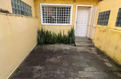 Casa com 3 quartos para alugar na Rua São Benedito, 1355, Alto da Boa Vista, São Paulo por R$ 4.800