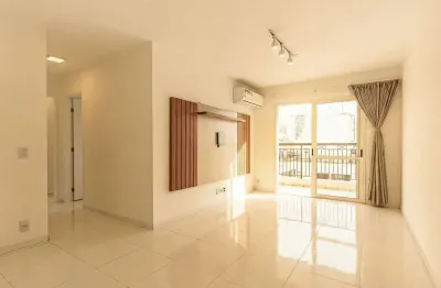 Apartamento com 2 quartos para alugar na Avenida Portugal, 231, Brooklin, São Paulo por R$ 6.400