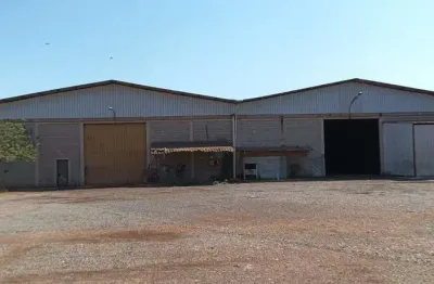 Locação de Barracão no Distrito Industrial -  Ao lado da BR 364