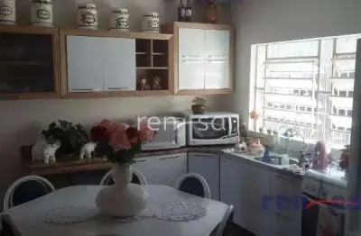 Casa com 2 quartos à venda no Centenário, Caxias do Sul 