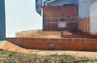 Terreno à venda na Rua Pioneiro Germano Ilebrande, Jardim Tóquio, Maringá