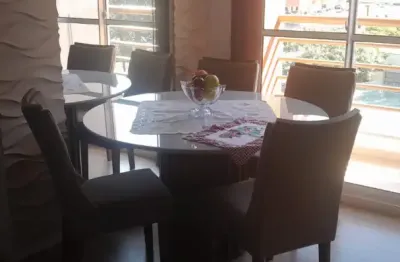 Apartamento a Venda com 02 dormitórios Próximo ao Shopping Taboão.