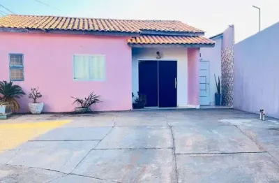 Casa a venda Dentro de condomínio Miguel Leão Lanna - VG R$ 330.000,00