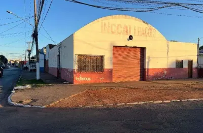 Barracão / Galpão / Depósito à venda na Avenida Couto Magalhães, 1, Centro Norte, Várzea Grande