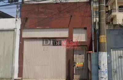 Sobrado com 4 dormitórios à venda, 126 m² por R$ 638.400,00 - Vila Carmosina - São Paulo/SP