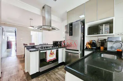 Sobrado a venda 100m² 3 dorm sendo todos suite com 4 vagas em Itaquera