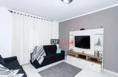 Casa com 3 quartos à venda na Rua José Esteves, 29, Jardim Vila Formosa, São Paulo