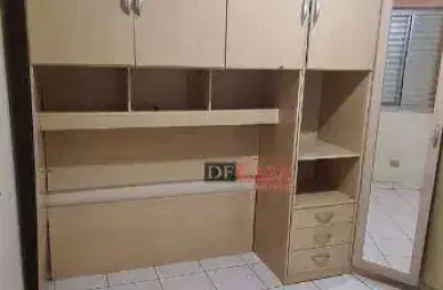 Apartamento em conjunto habitacional fazenda do carmo