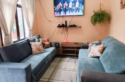 Sobrado a venda na Cidade Líder com 4 dormitórios e 1 vaga de garagem.