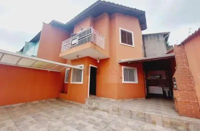 Sobrado à Venda. 3 Vagas de Garagem, 3 Dormitórios (1 sacada), Quintal, Churrasqueira - Jardim Nossa Senhora do Carmo - São Paulo/SP