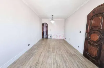 Sobrado com 3 dormitórios sendo 1 suíte à venda no Cangaíba com área gourmet e 6 vagas de garagem.