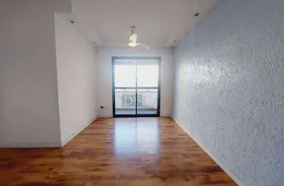 Apartamento à Venda. 3 dormitórios (1 suíte e sacada), 1 vaga de garagem. Mooca - São Paulo/SP