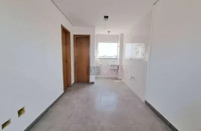 Apartamento a venda com 2 dormitórios e quintal na Ponte Rasa.