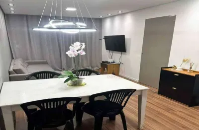 Apartamento a venda com 2 dormitórios com sacada e vaga próximo ao Metrô Guilhermina.