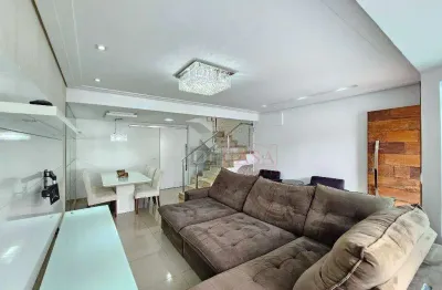 Sobrado com 3 dormitórios à venda, 218m² no Parque do Carmo - São Paulo/SP