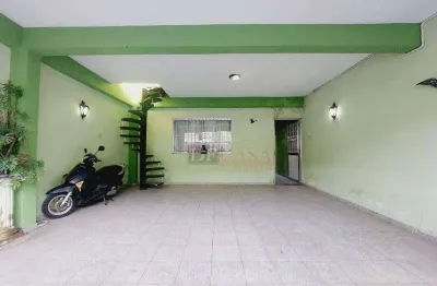 Sobrado à Venda. 3 dormitórios, 2 Vagas de Garagem. Itaquera - São Paulo/SP